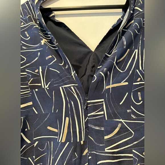 St.John Collection 100% Silk artistic style Dress size S - Picture 9 of 12